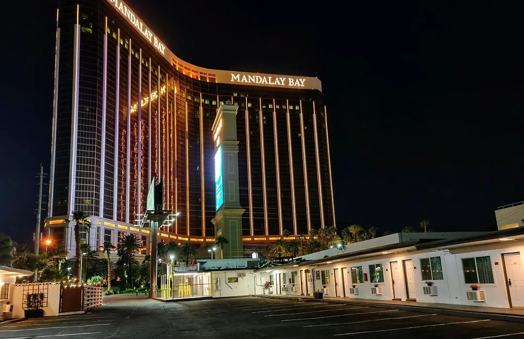 Nirvana Hotel-1