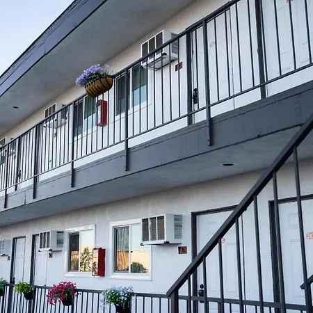 Nirvana Hotel-2